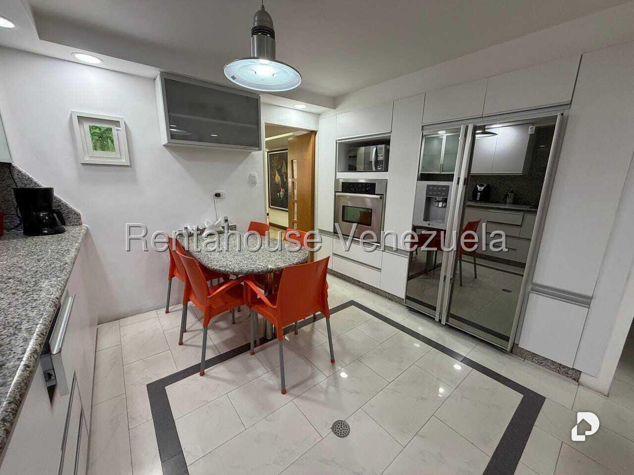 Casa en Alto Prado, Caracas – 5