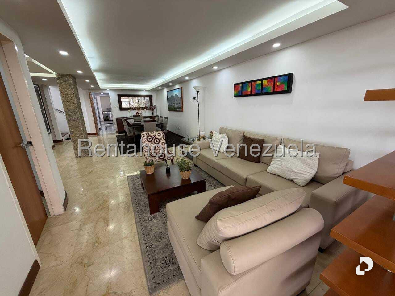 Casa en Alto Prado, Caracas – 16
