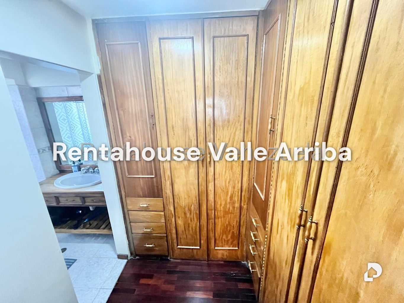 Apartamento en La Florida, Caracas – 22