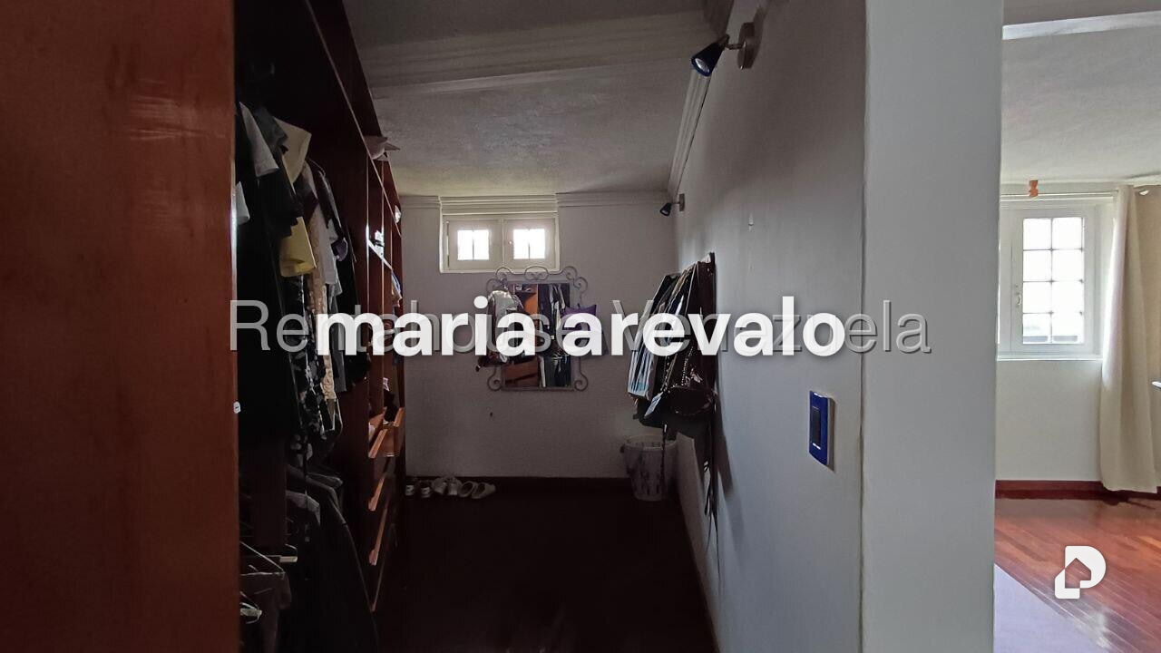 Casa en Prados del Este, Caracas – 23