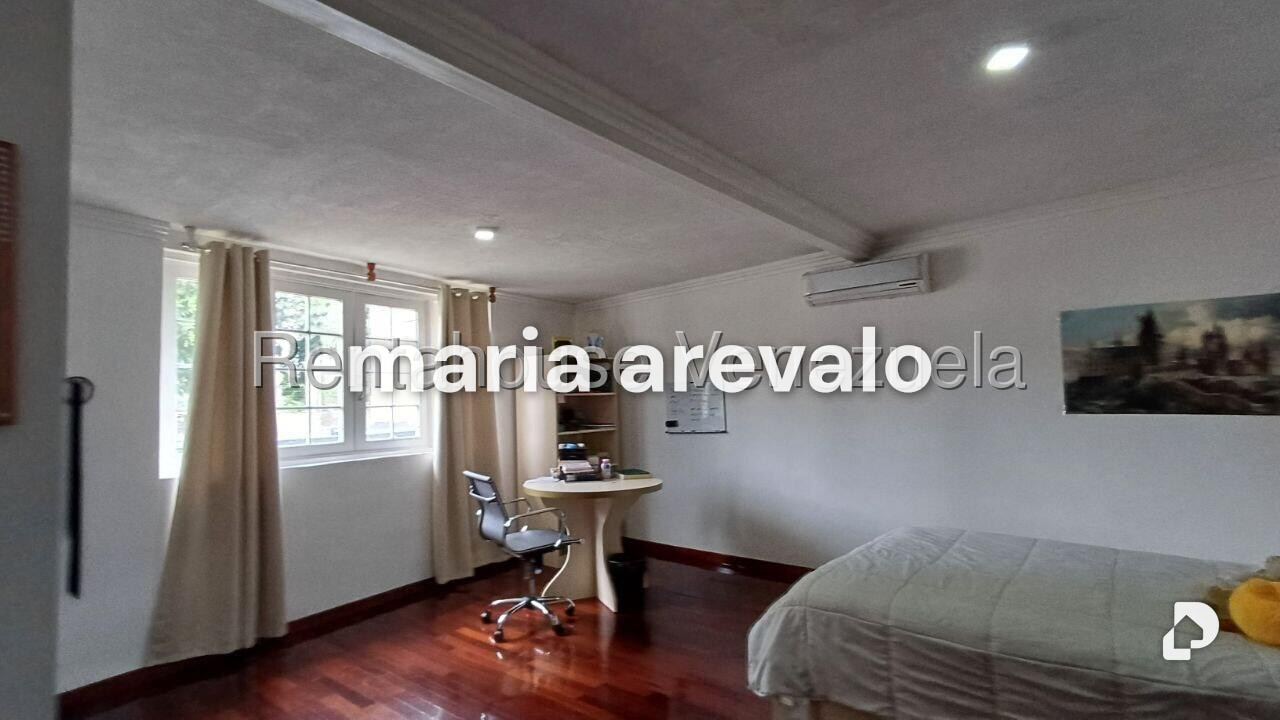 Casa en Prados del Este, Caracas – 21