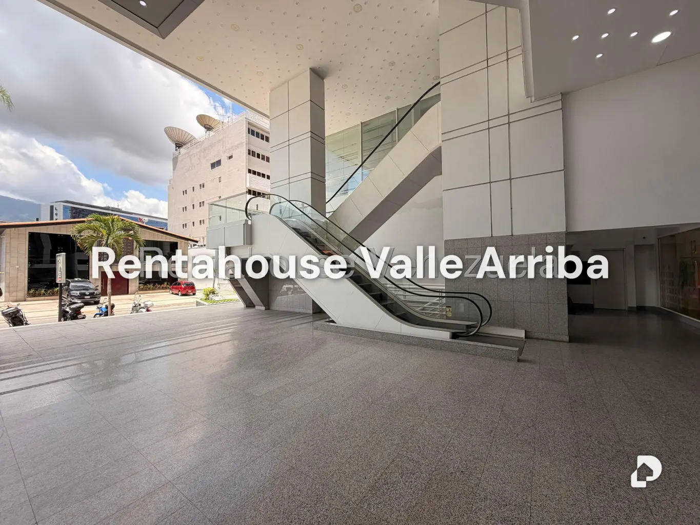 Local comercial en Las Mercedes, Caracas – 3
