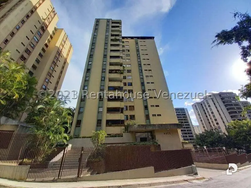 Apartamento en El Cigarral, Caracas – 2