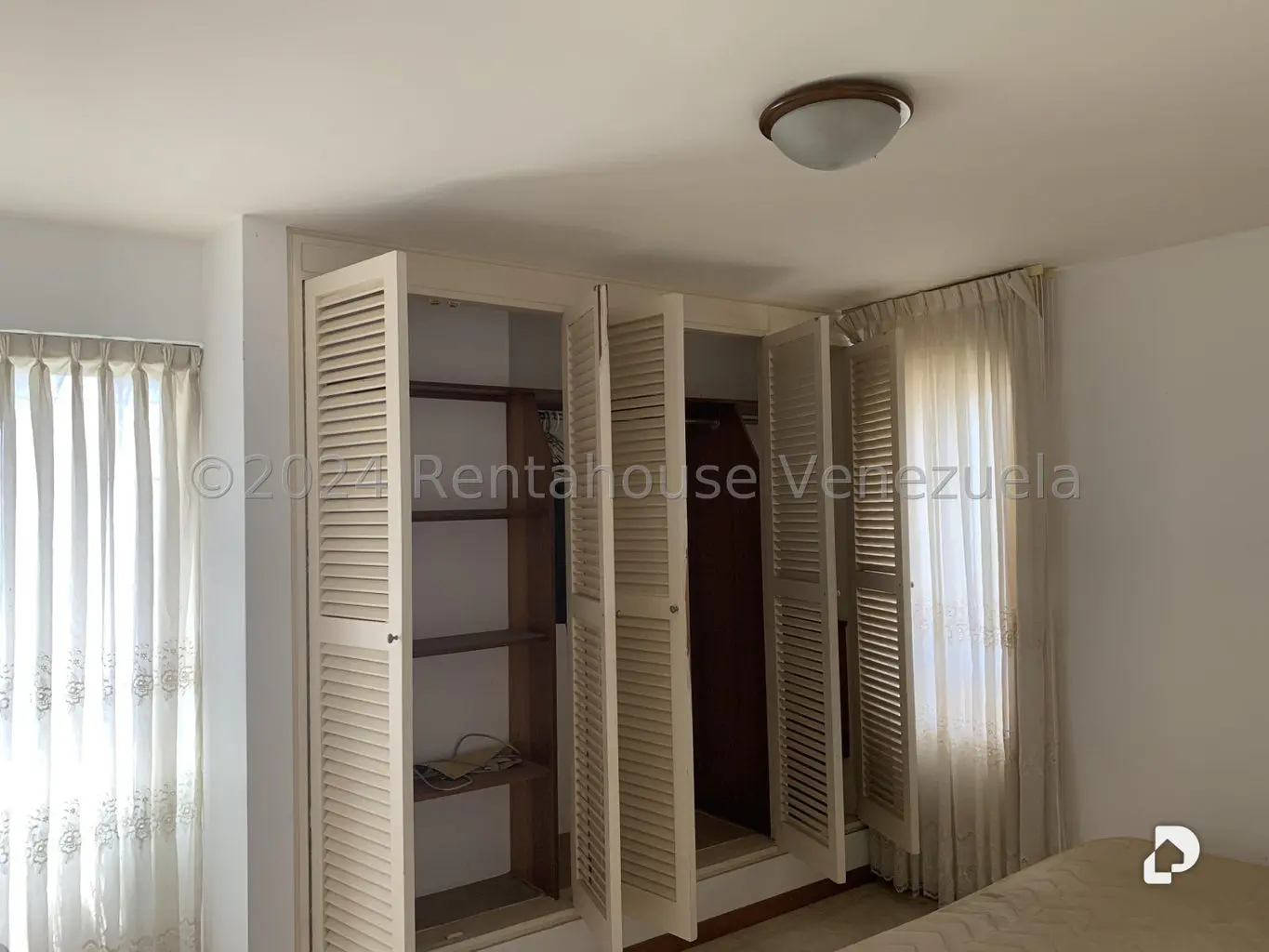 Apartamento en El Cigarral, Caracas – 27