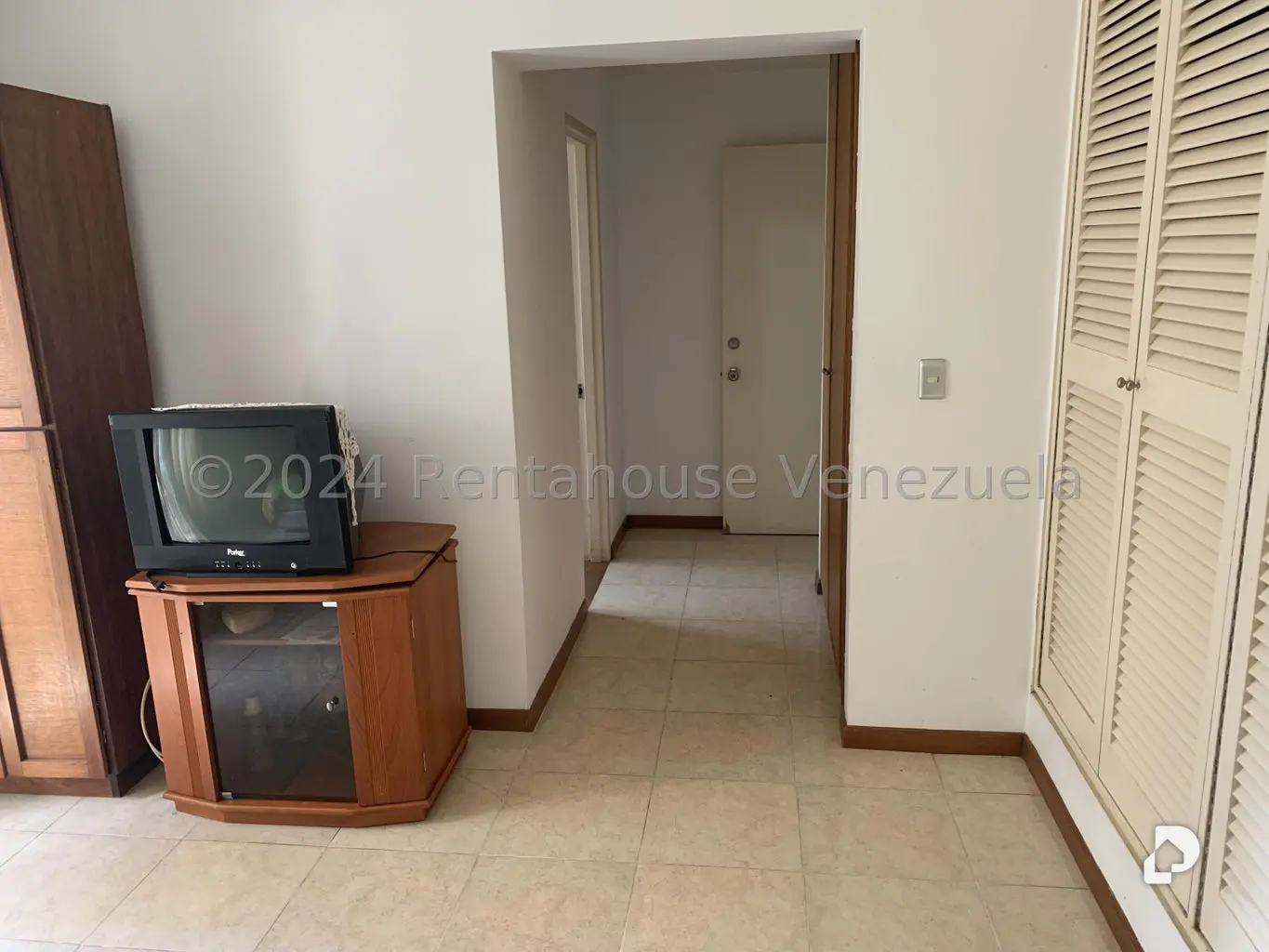 Apartamento en El Cigarral, Caracas – 25