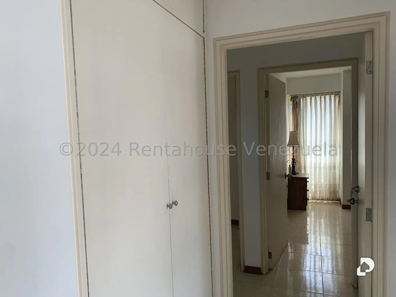 Apartamento en El Cigarral, Caracas – 22
