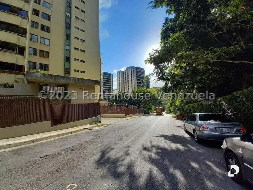 Apartamento en El Cigarral, Caracas – 3