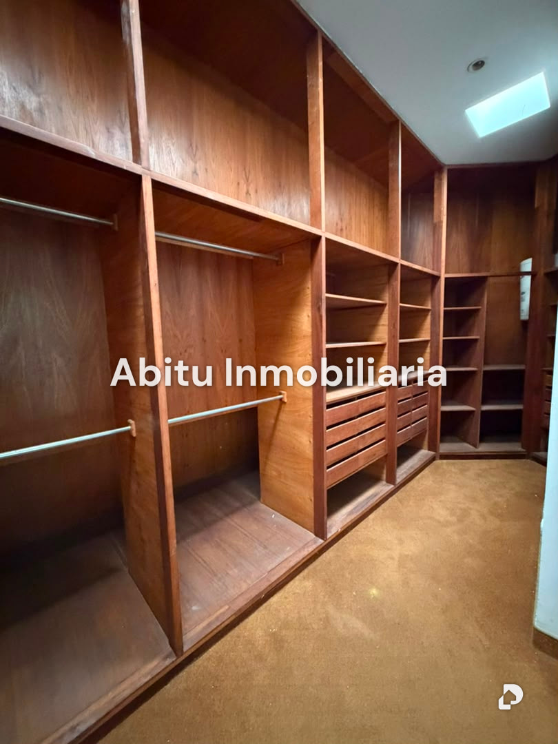 Casa en Prados del Este, Caracas – 27