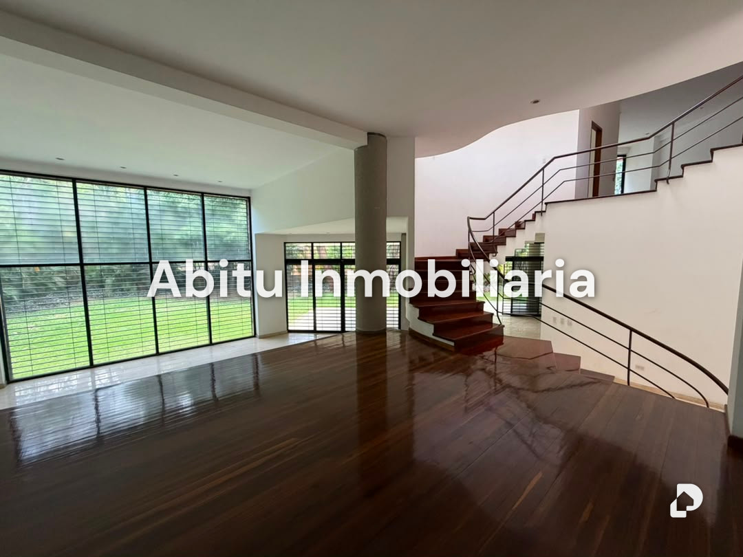 Casa en Prados del Este, Caracas – 18