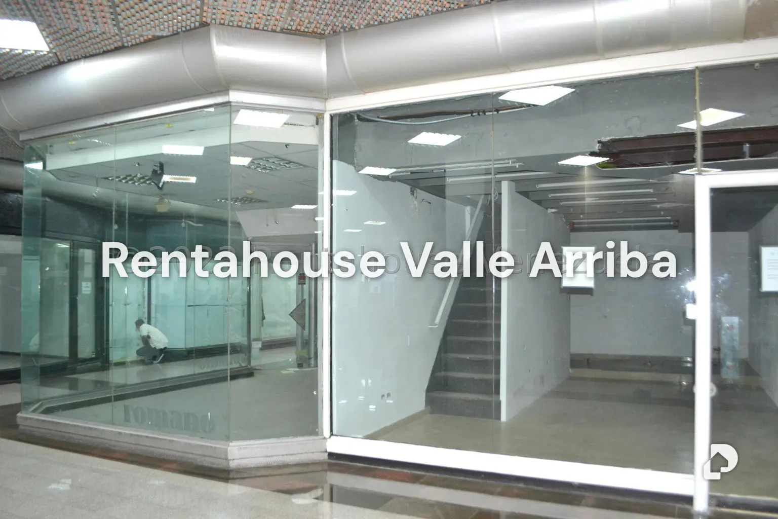 Local comercial en El Cafetal, Caracas – 2