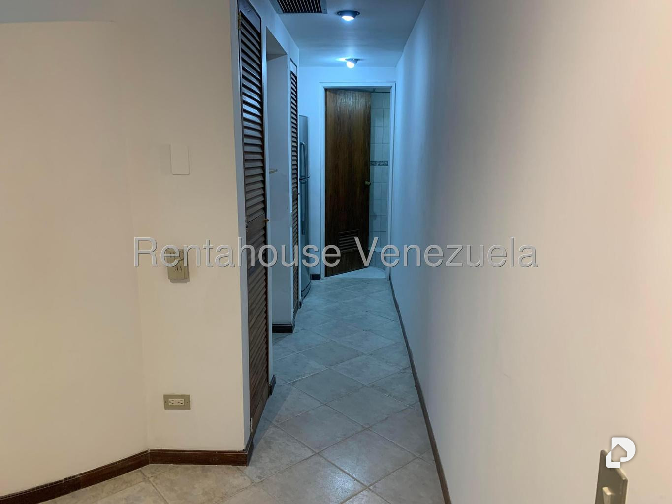 Apartamento en Sabana Grande, Caracas – 24