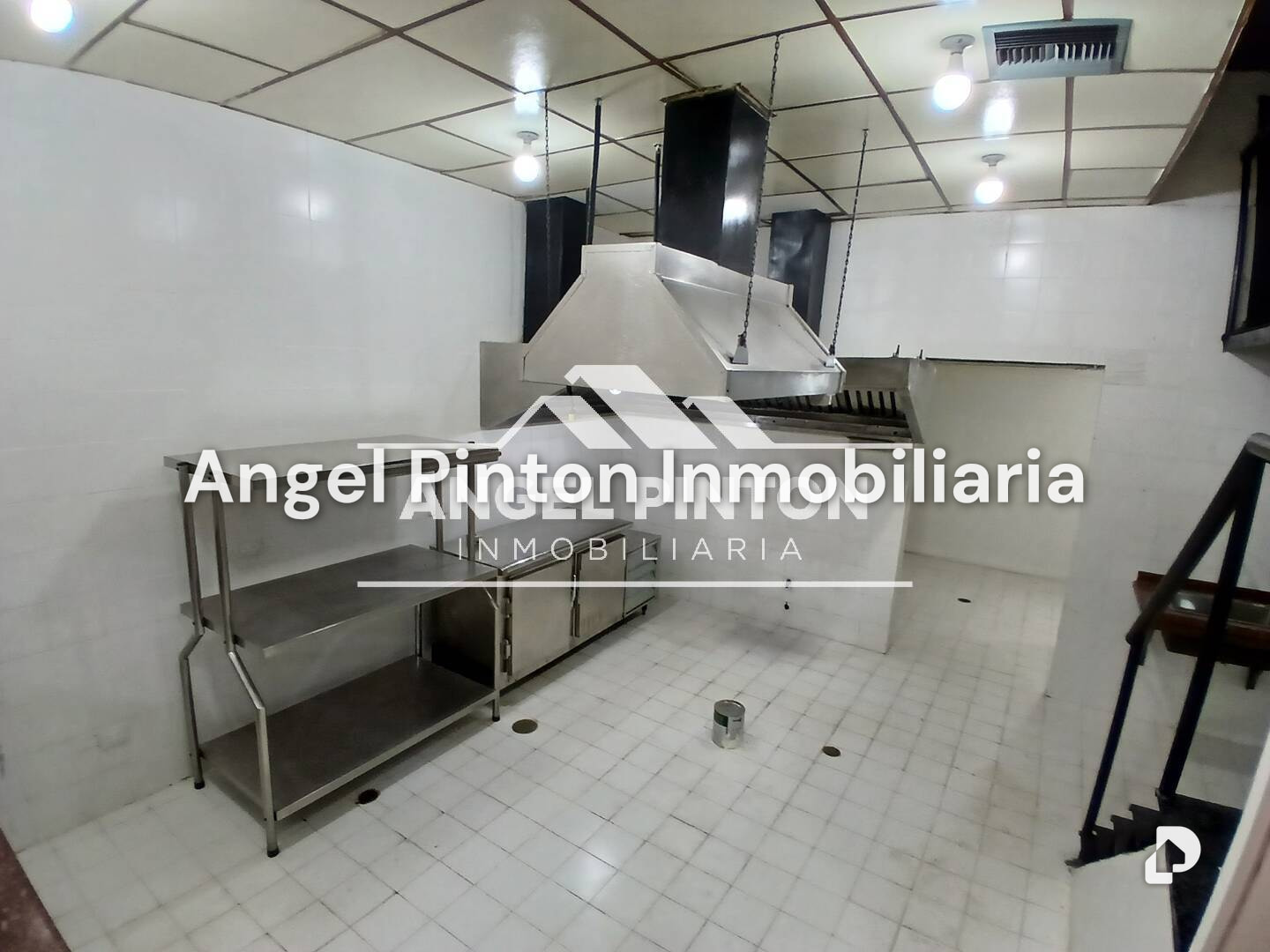 Local comercial en Avenida Fuerzas Armadas, Maracaibo – 4