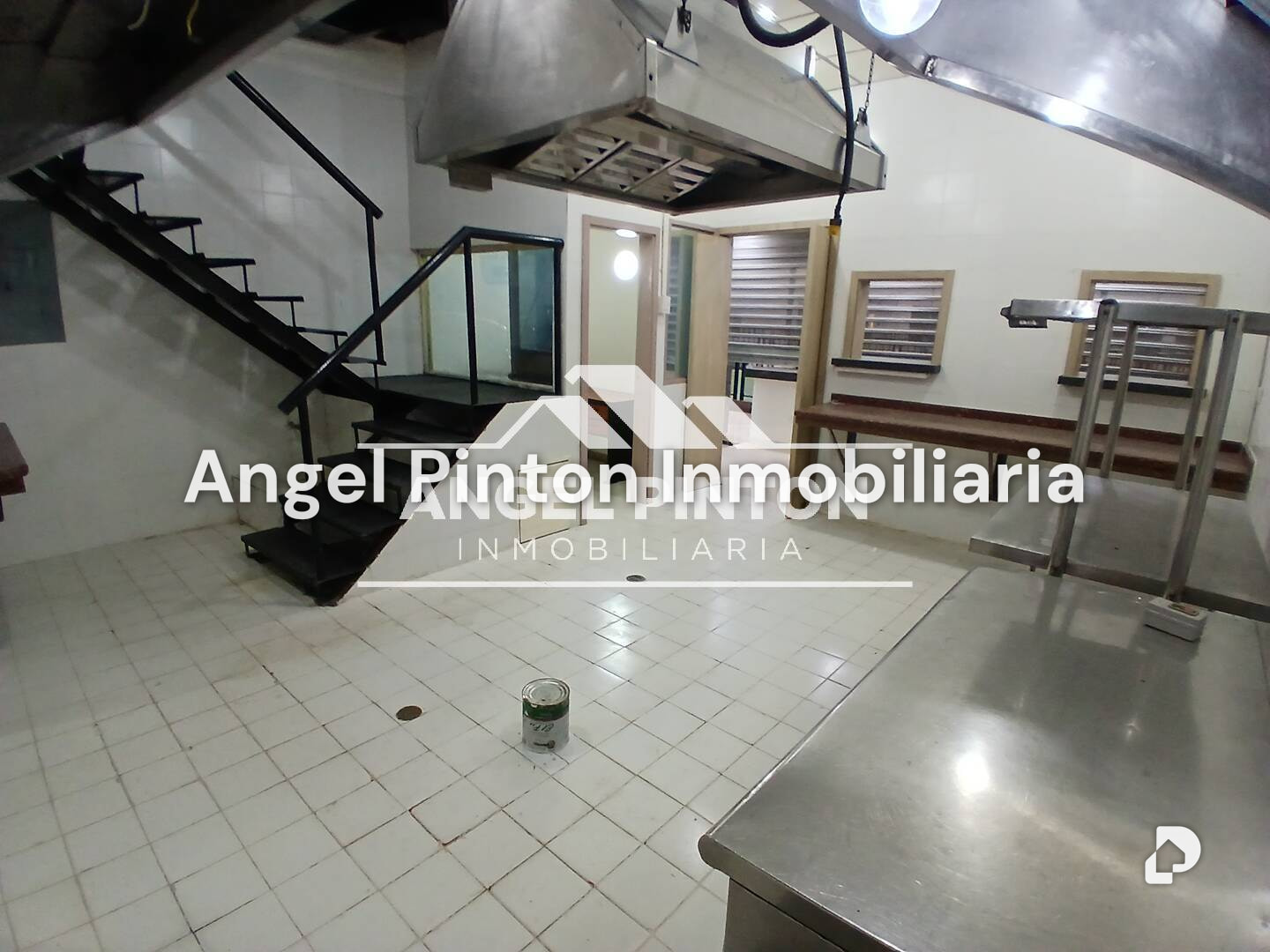 Local comercial en Avenida Fuerzas Armadas, Maracaibo – 9