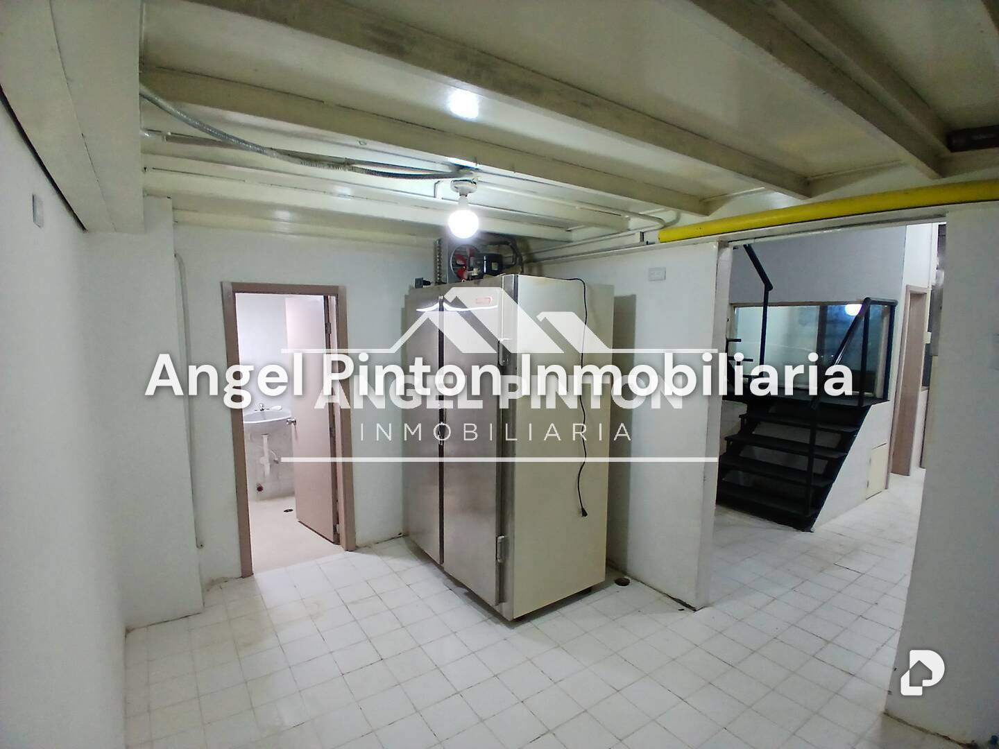 Local comercial en Avenida Fuerzas Armadas, Maracaibo – 10