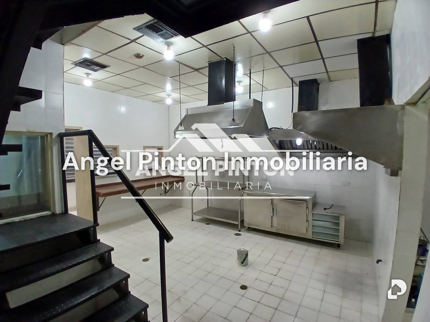 Local comercial en Avenida Fuerzas Armadas, Maracaibo – 8