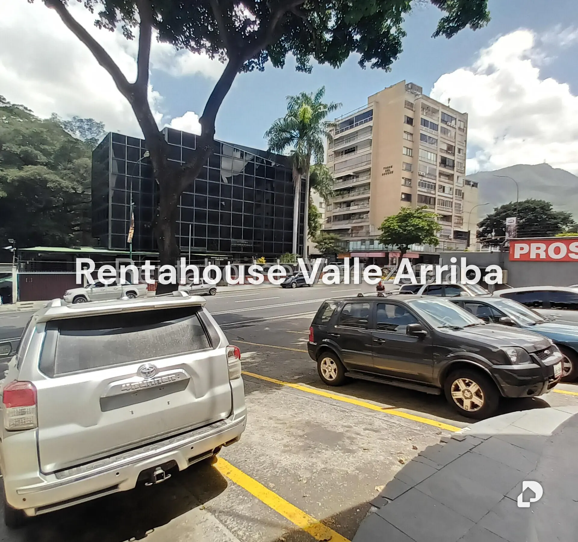 Local comercial en El Bosque, Caracas