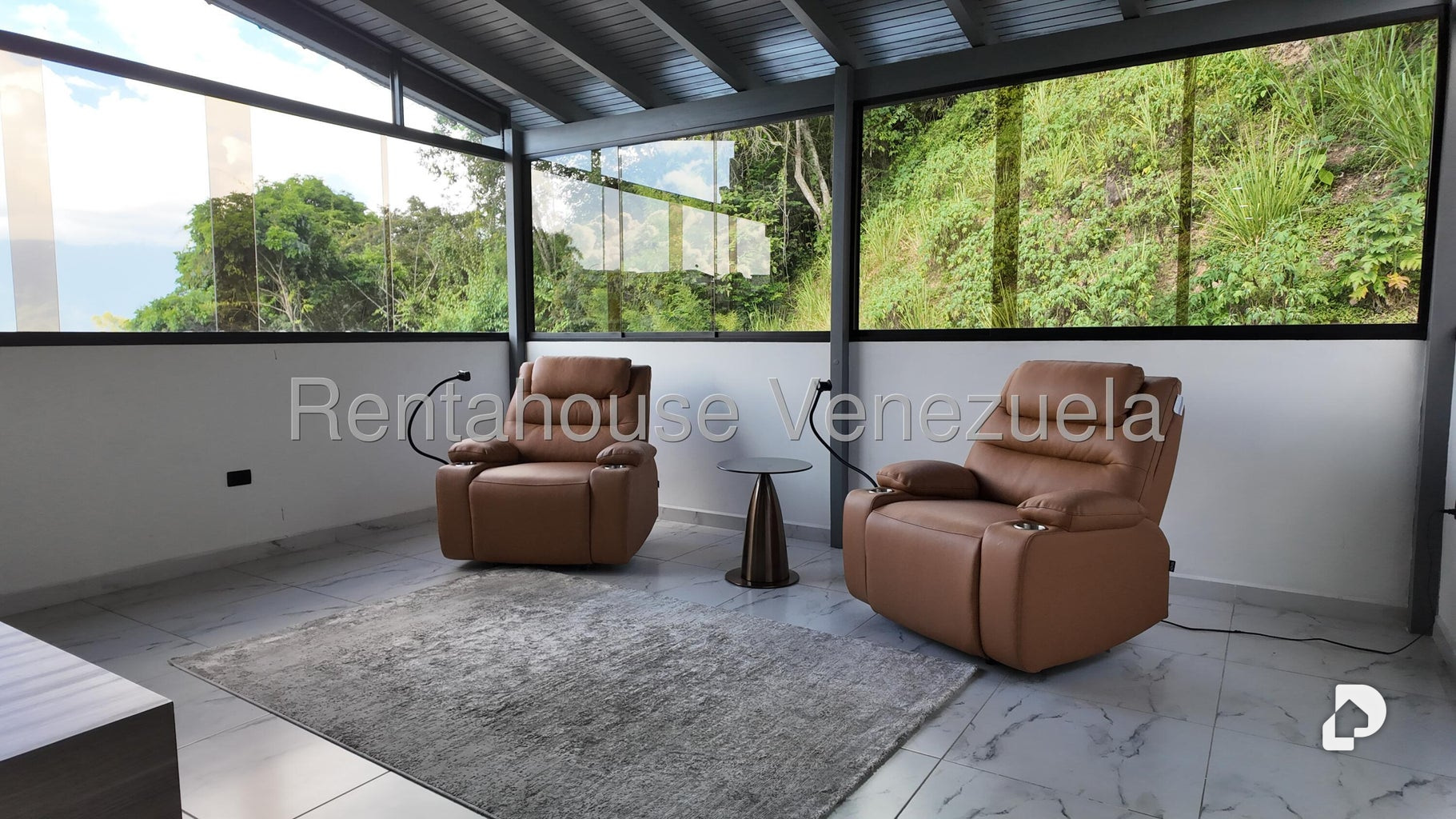 House in Los Naranjos (del Cafetal), Caracas – 11