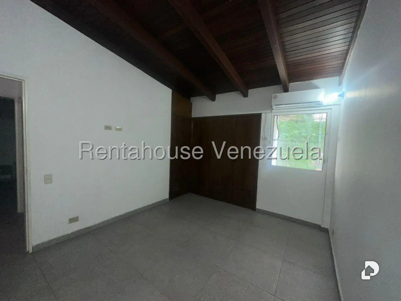 Casa en Santa Fe Sur, Caracas – 27