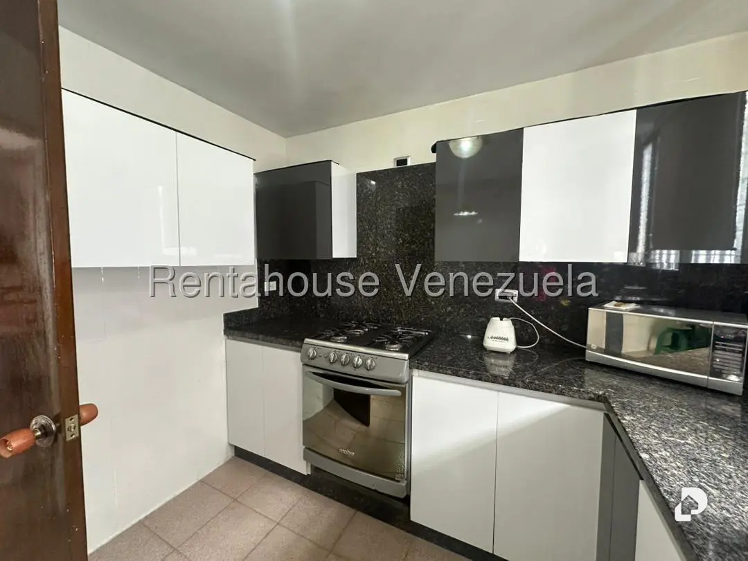 Casa en Santa Fe Sur, Caracas – 16