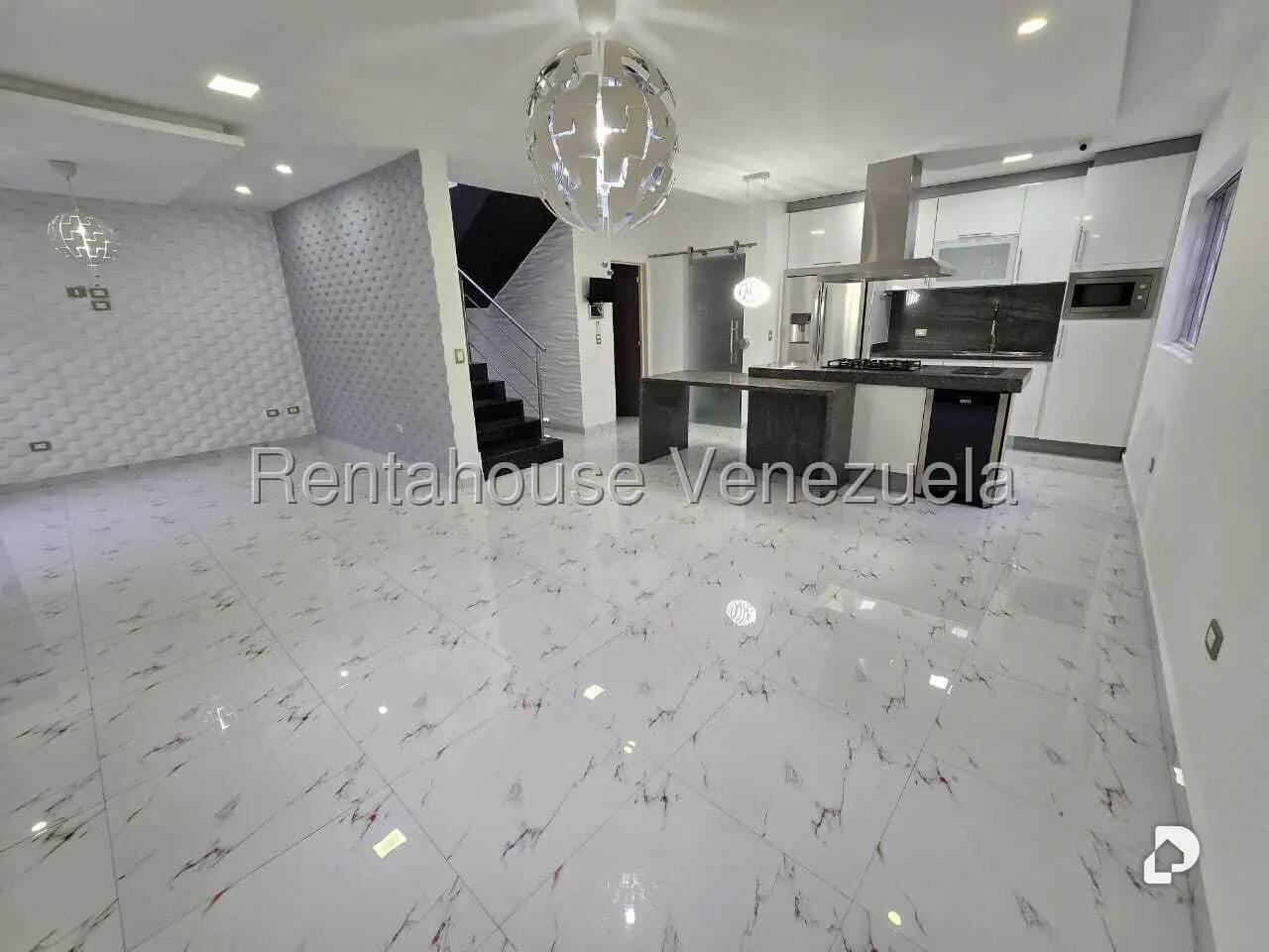 Townhouse en Colinas de Santa Mónica, Caracas – 22