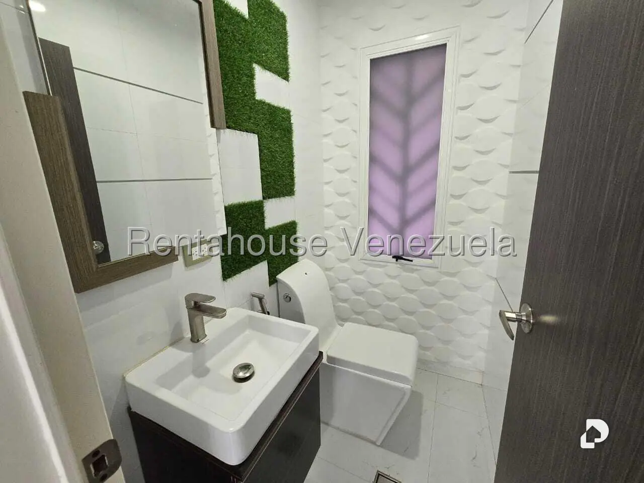 Townhouse en Colinas de Santa Mónica, Caracas – 19
