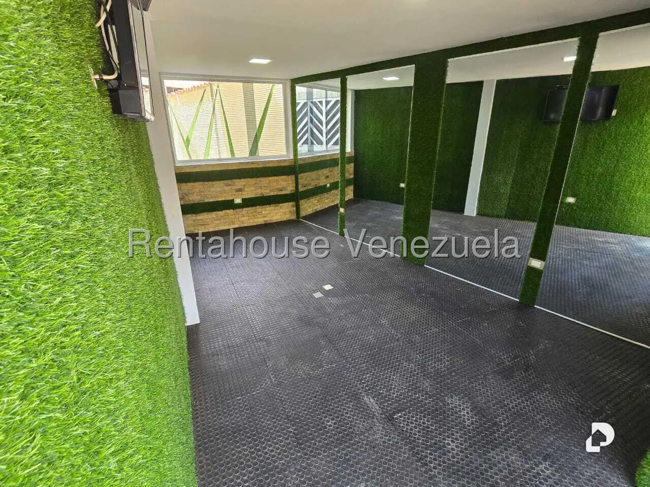 Townhouse en Colinas de Santa Mónica, Caracas – 3