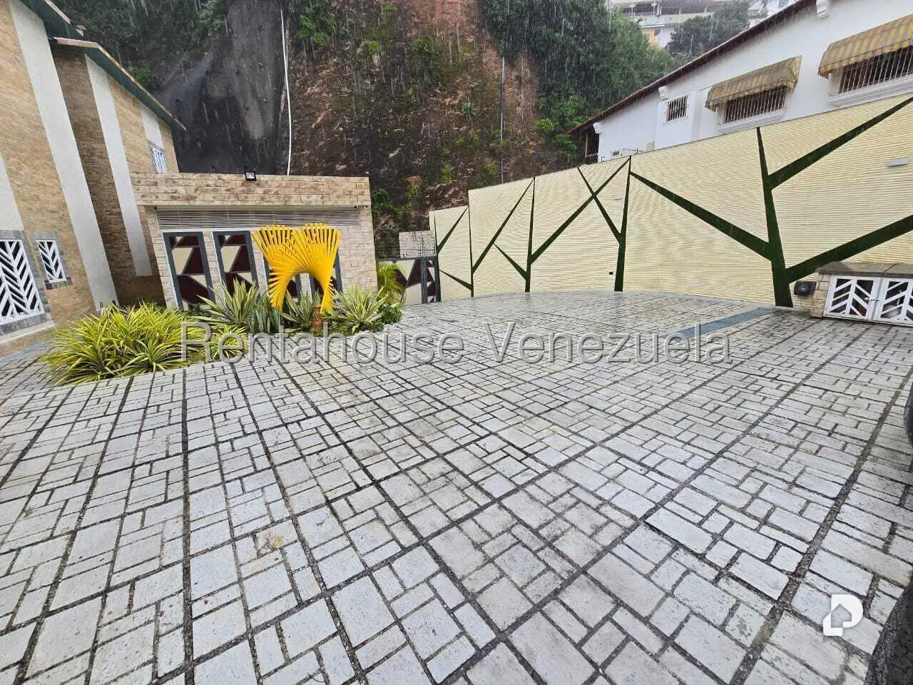 Townhouse en Colinas de Santa Mónica, Caracas – 6