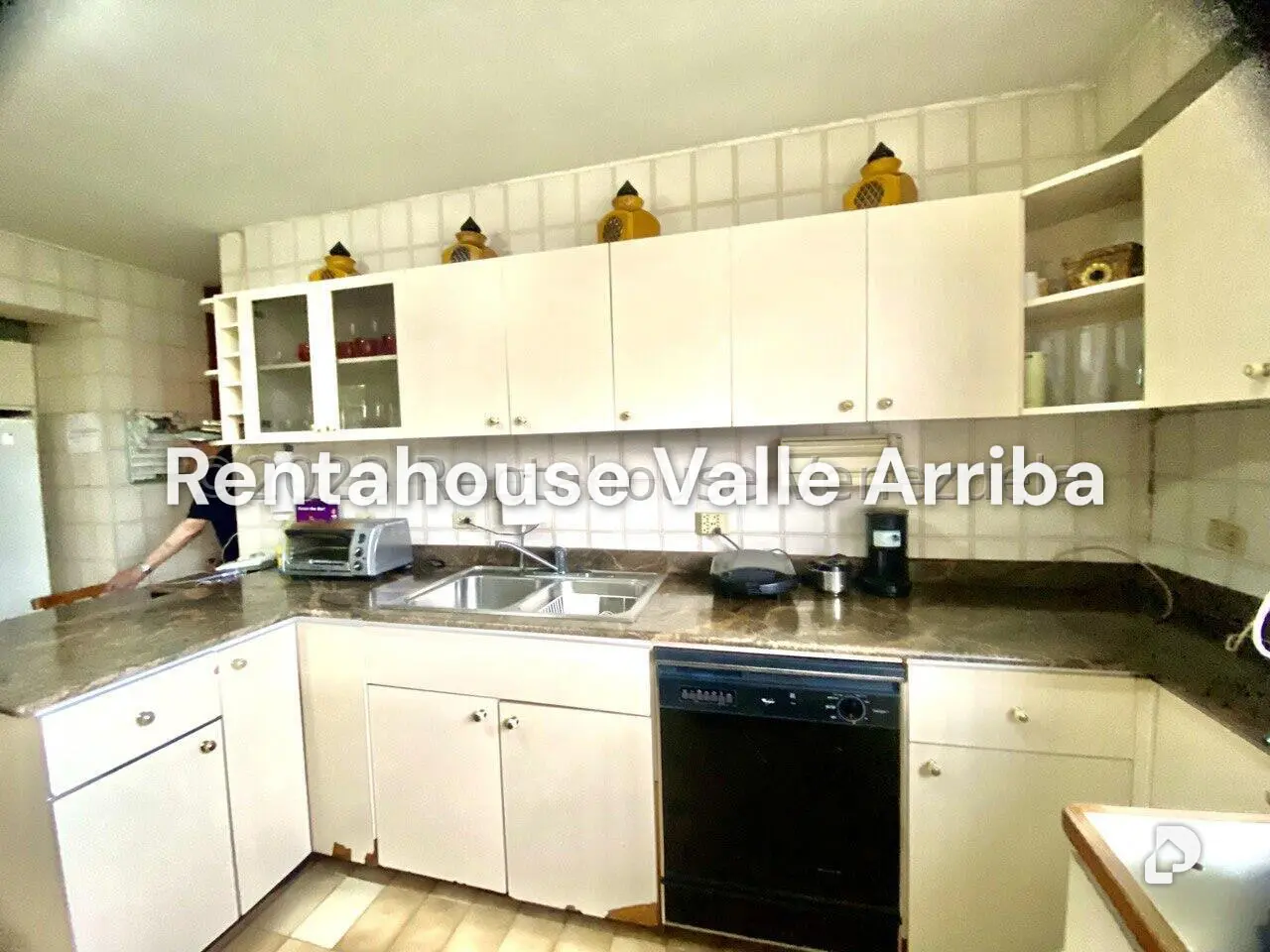 Apartment in Santa Rosa de Lima, Caracas – 16