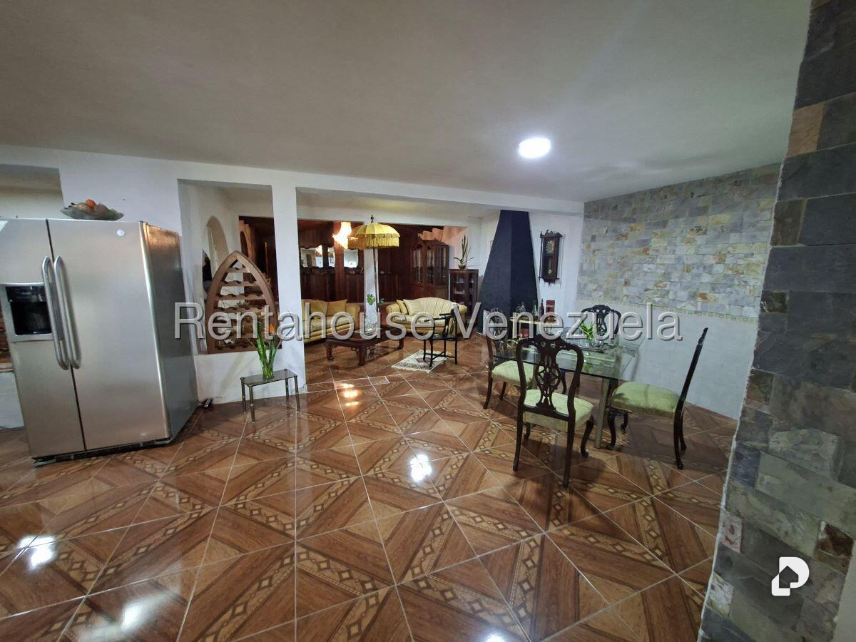 Casa en La Rosaleda, San Antonio de Los Altos – 13