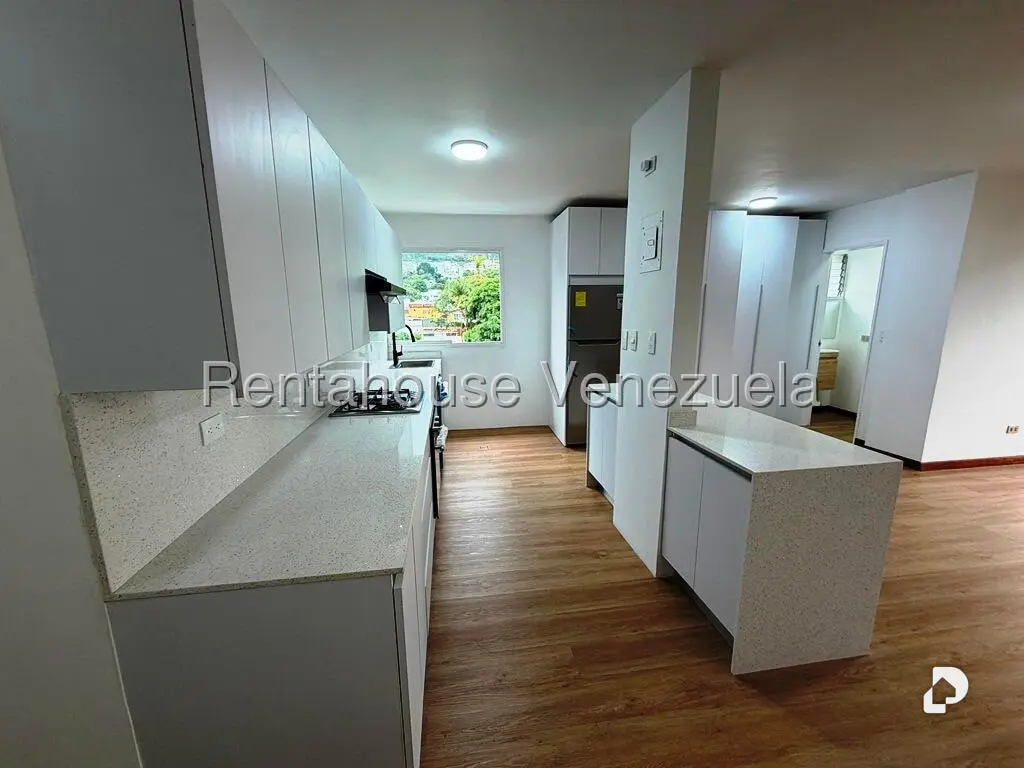 Apartamento en Los Palos Grandes, Caracas – 3