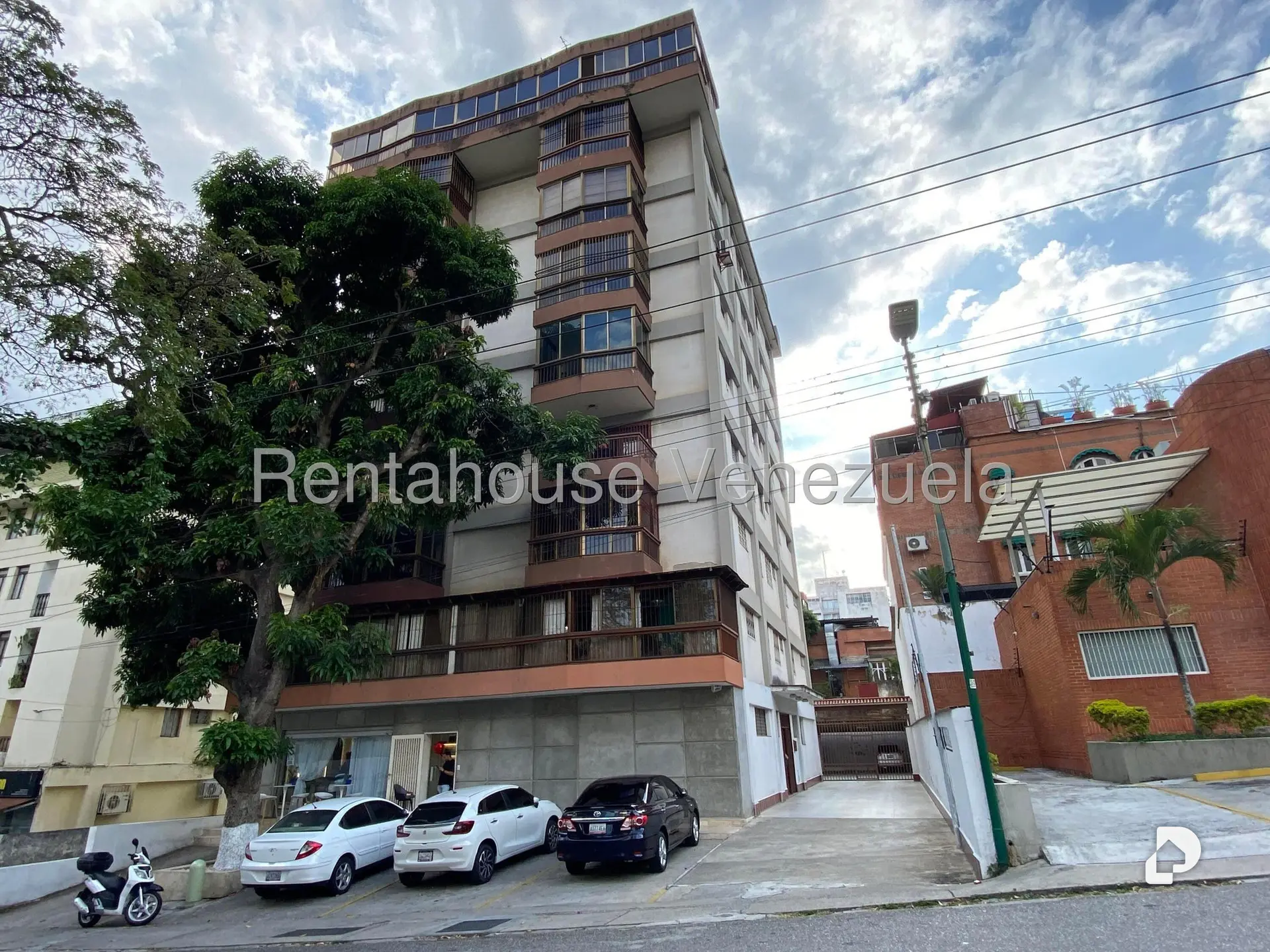 Apartamento en Los Palos Grandes, Caracas – 1