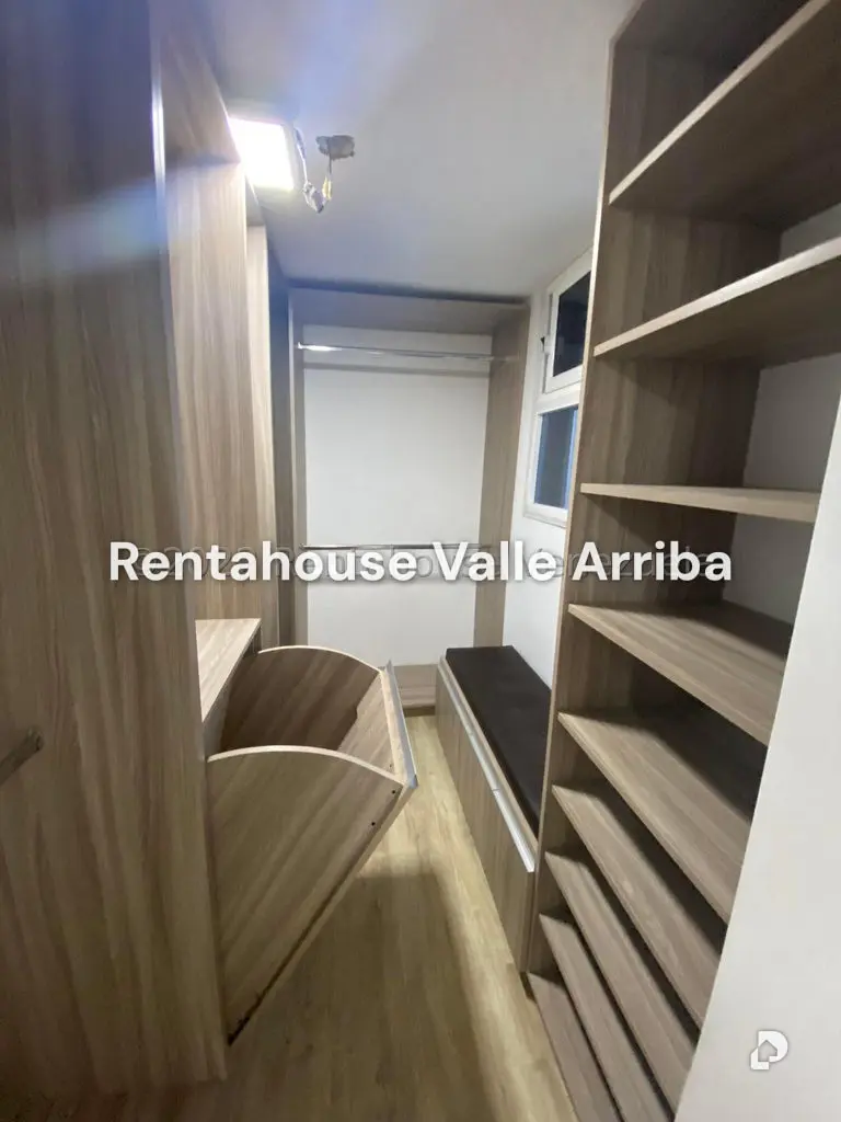 Apartamento en La Urbina, Caracas – 13