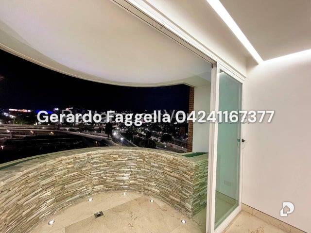 Apartamento en El Rosal, Caracas – 6