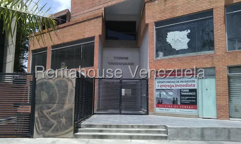 Office in El Rosal, Caracas - 1