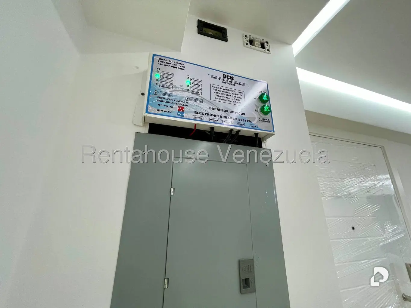 Apartamento en El Rosal, Caracas – 18