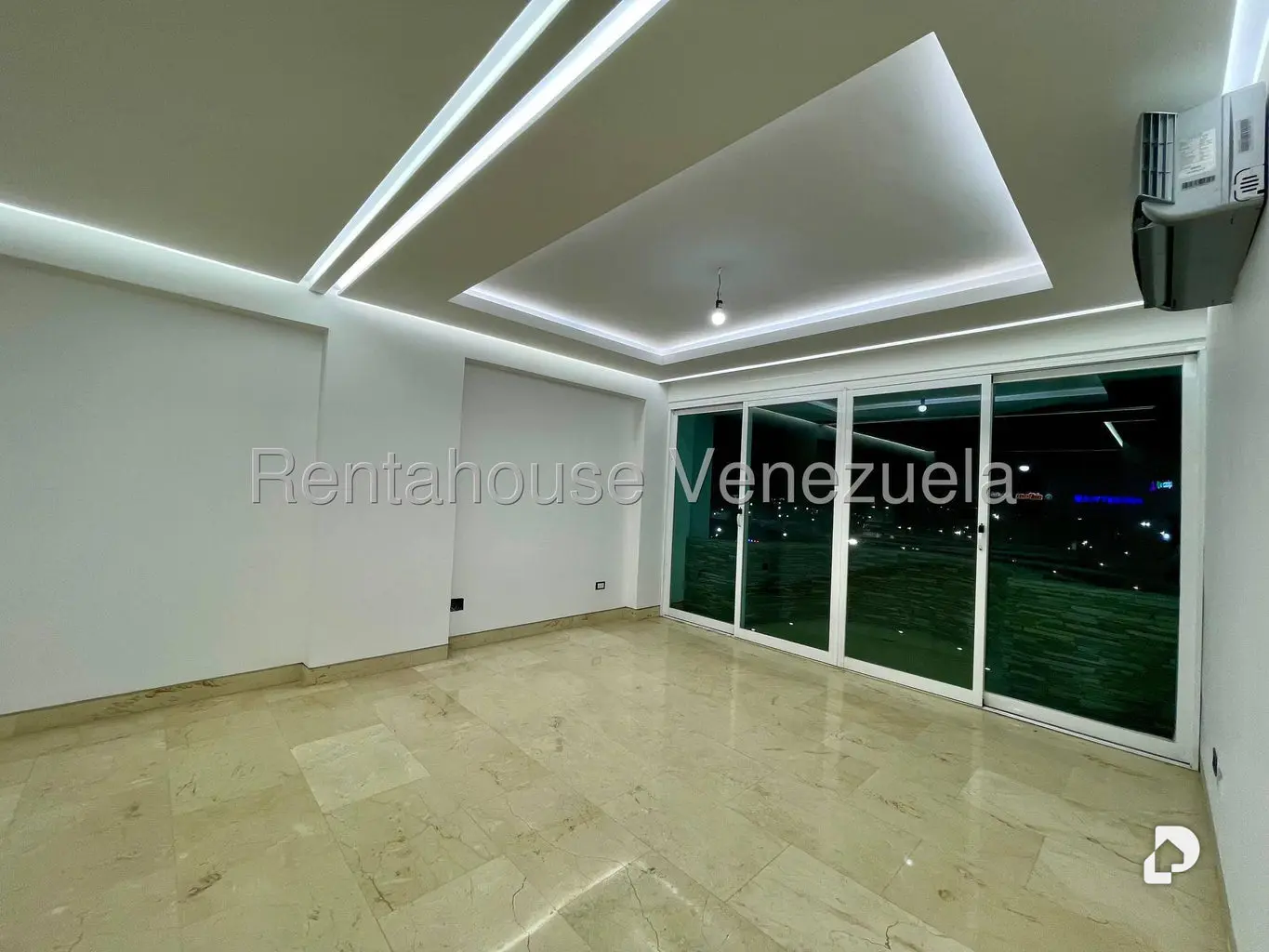 Apartamento en El Rosal, Caracas – 12