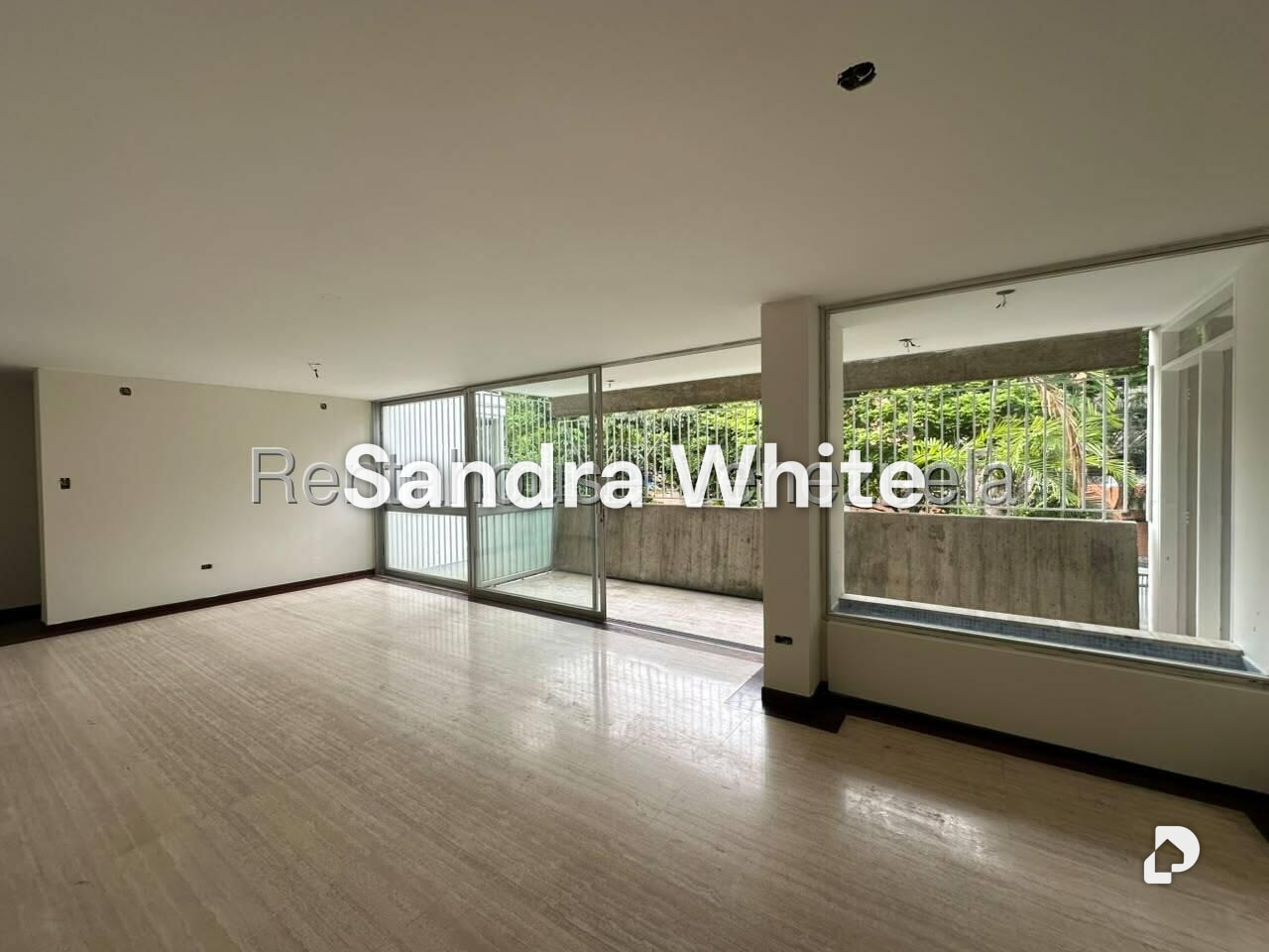 Apartamento en La Castellana. 27-6596, Caracas – 9