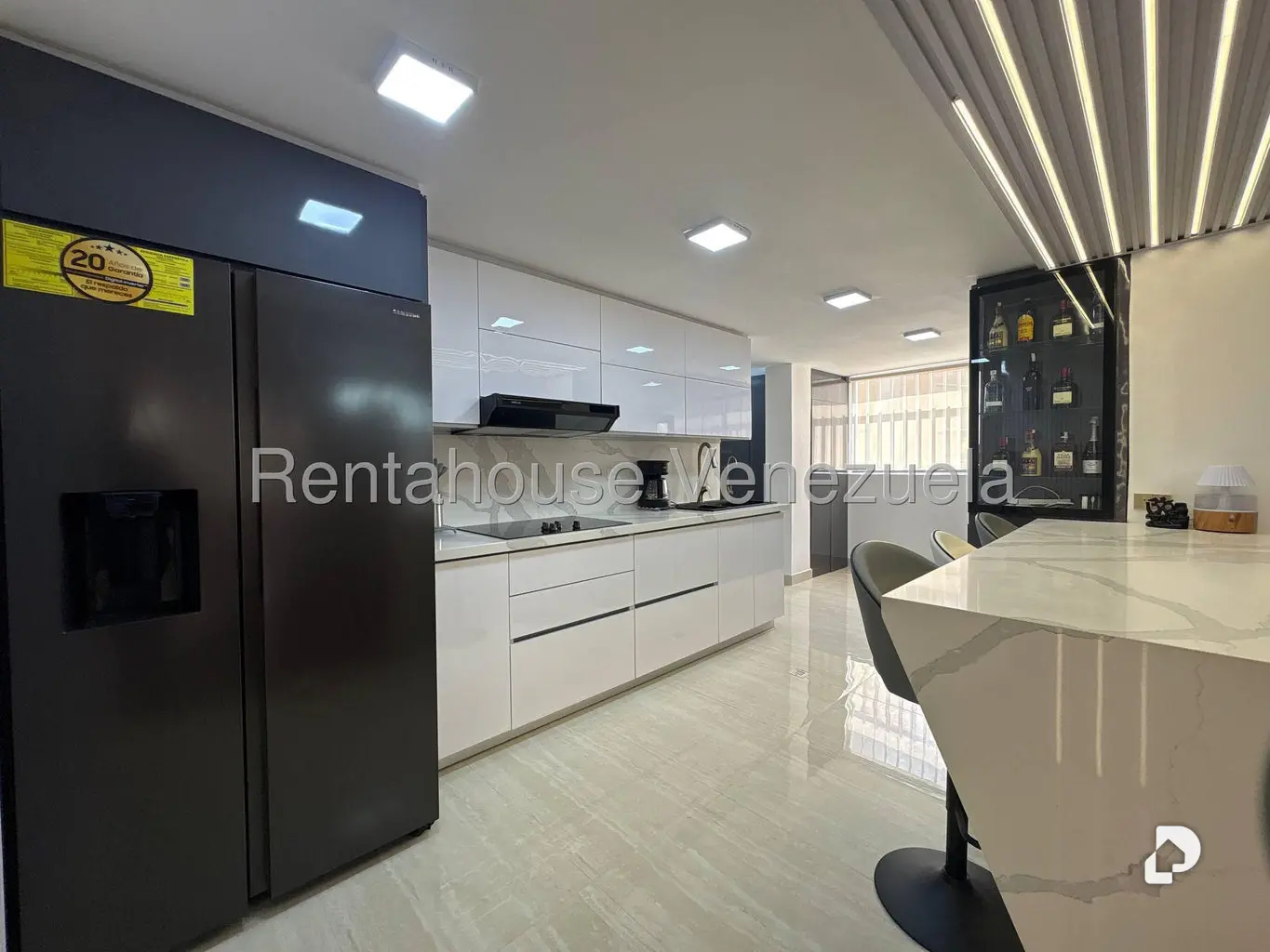 Apartamento en Cumbres de Curumo, Caracas – 11