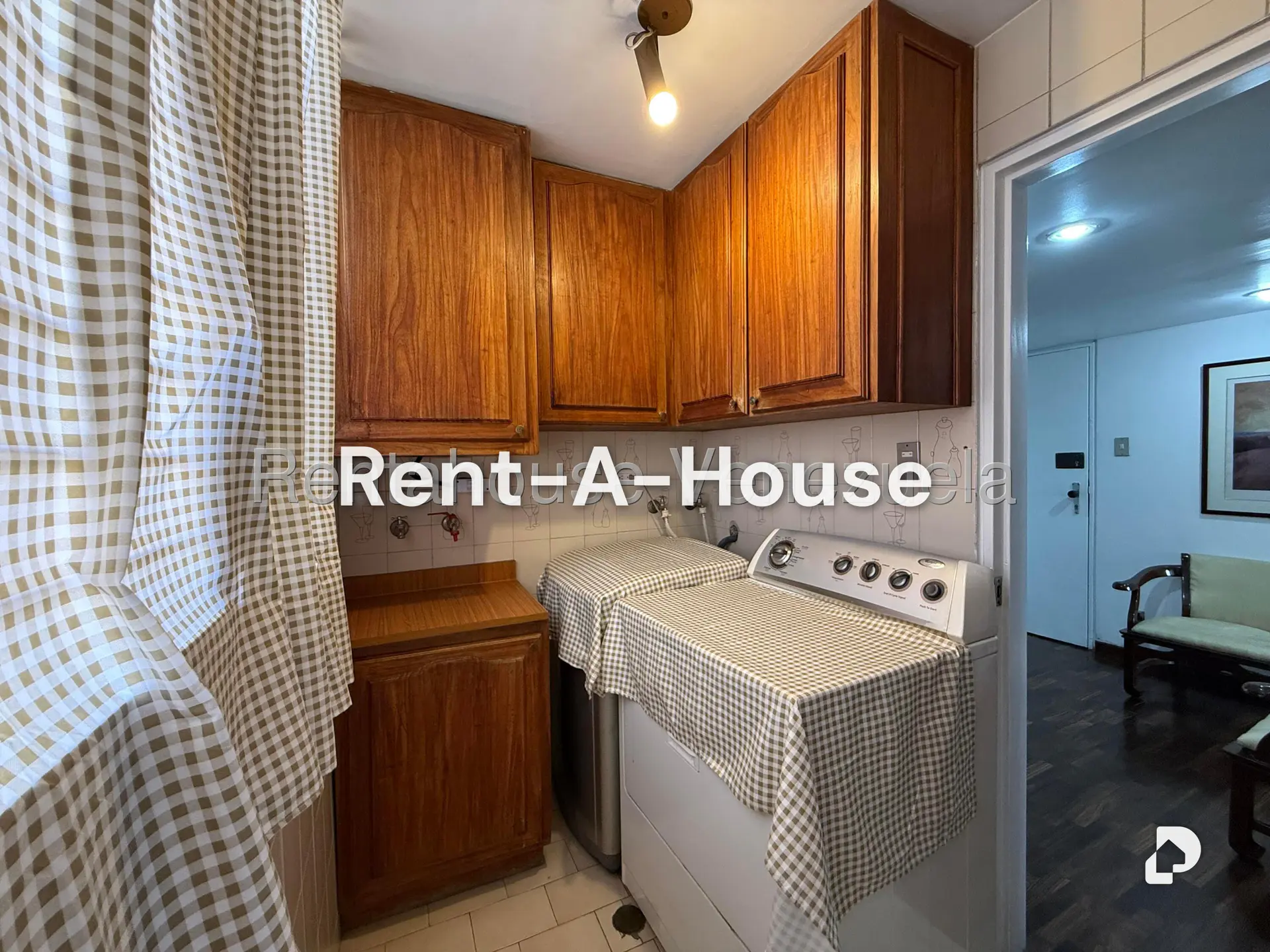 Apartamento en La Carlota, Caracas – 24