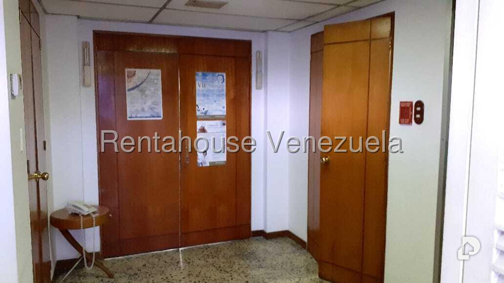 Oficina en Sabana Grande, Caracas – 8