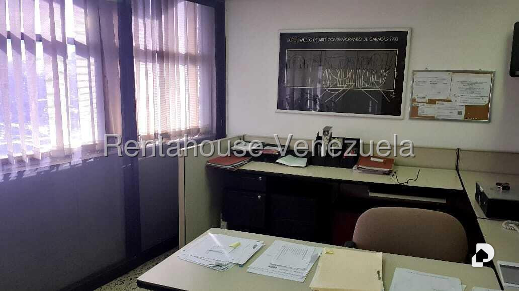 Oficina en Sabana Grande, Caracas – 22