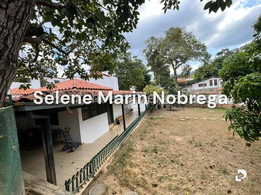 Casa en Prados del Este, Caracas – 21