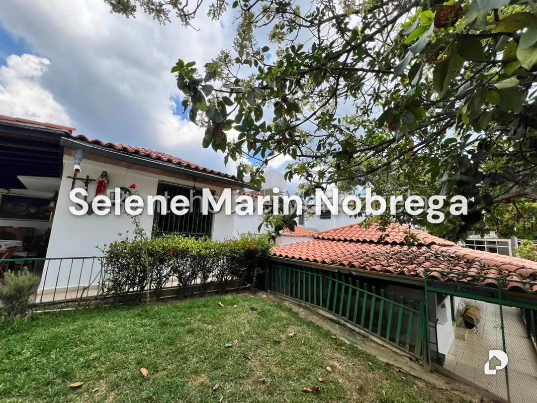 Casa en Prados del Este, Caracas – 22