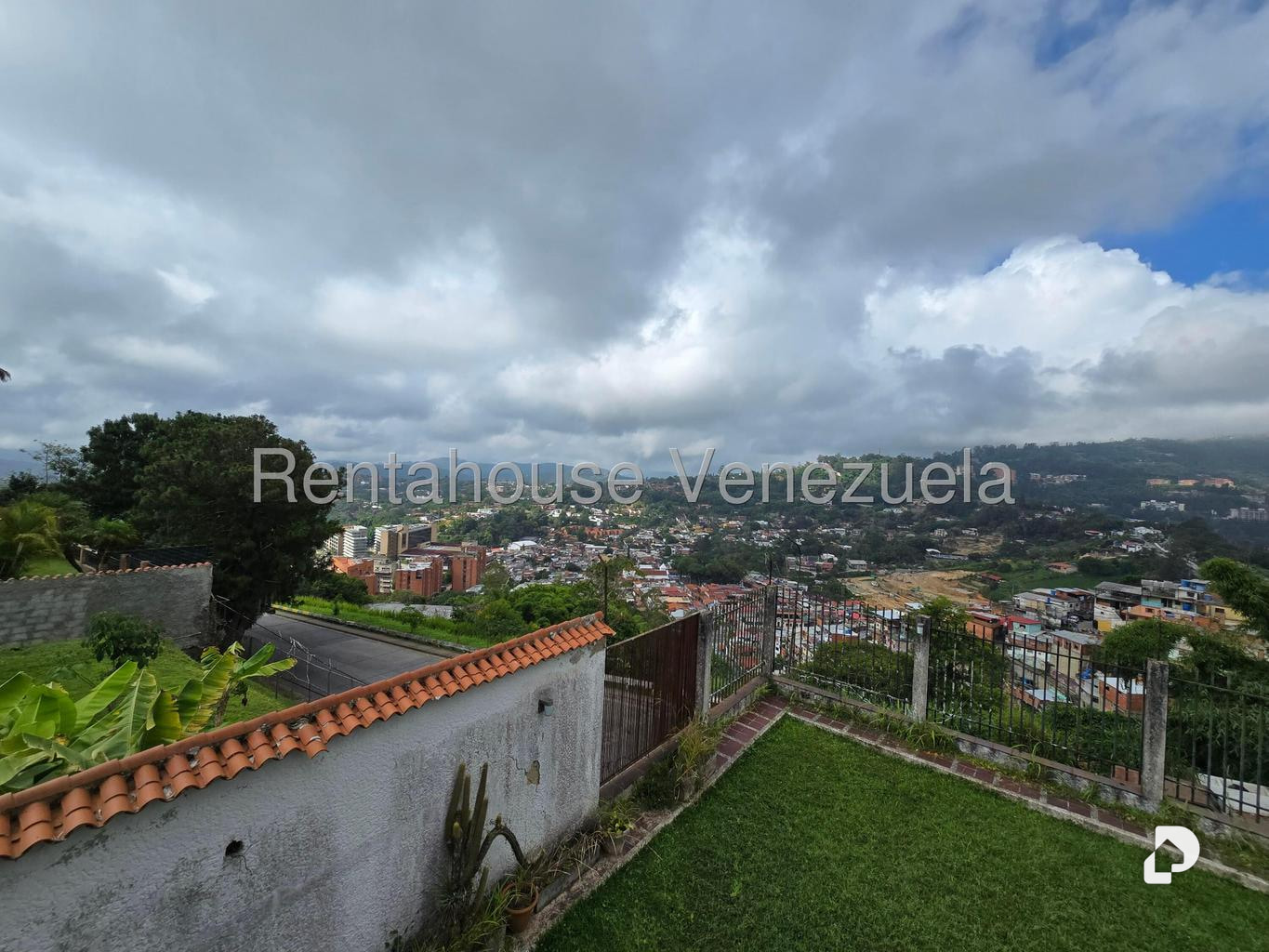Casa en El Hatillo, Caracas – 15