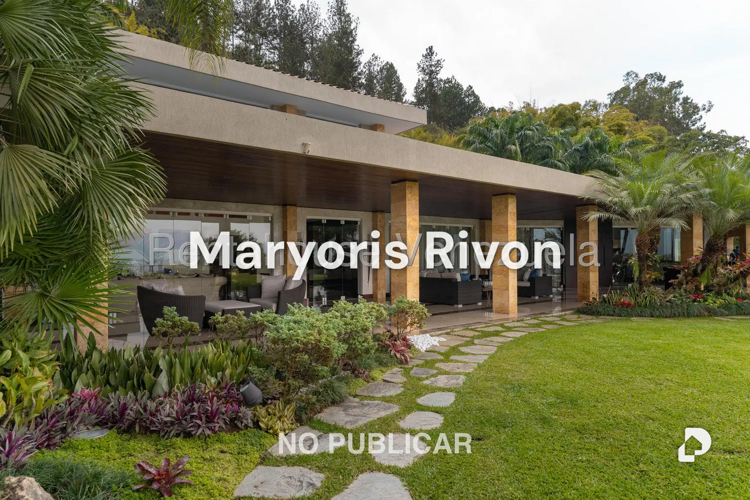 Casa en La Trinidad, Caracas – 2