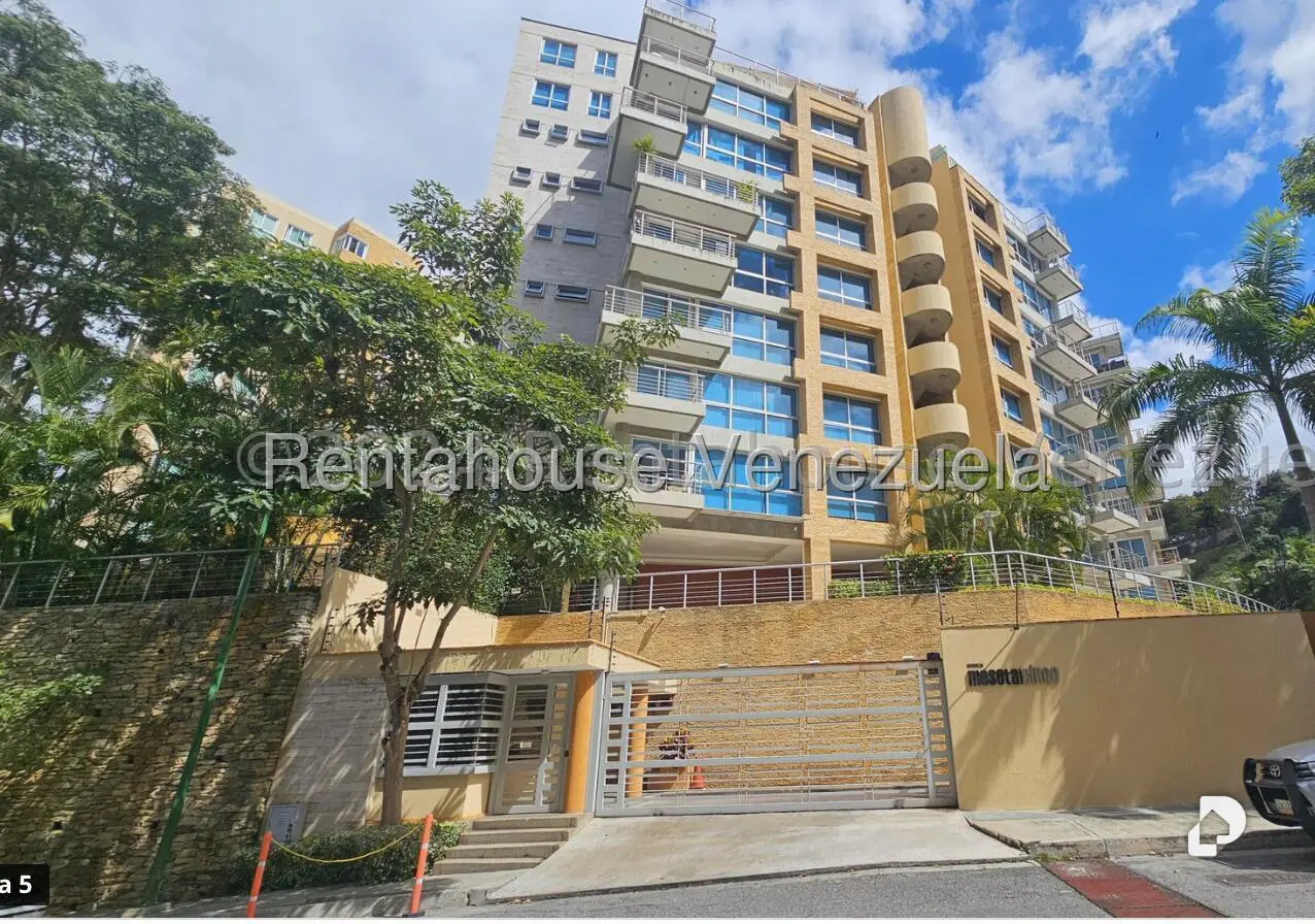 Apartment in Las Mesetas de Santa Rosa de Lima, Caracas – 1