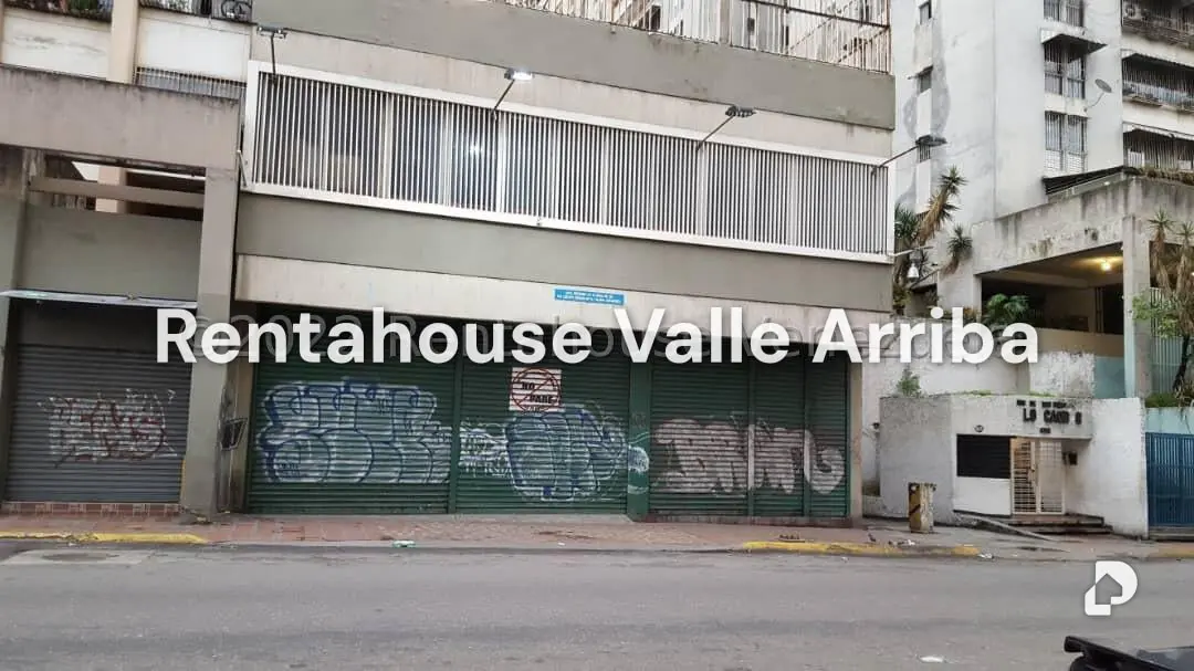 Local comercial en Parroquia La Candelaria, Caracas – 1