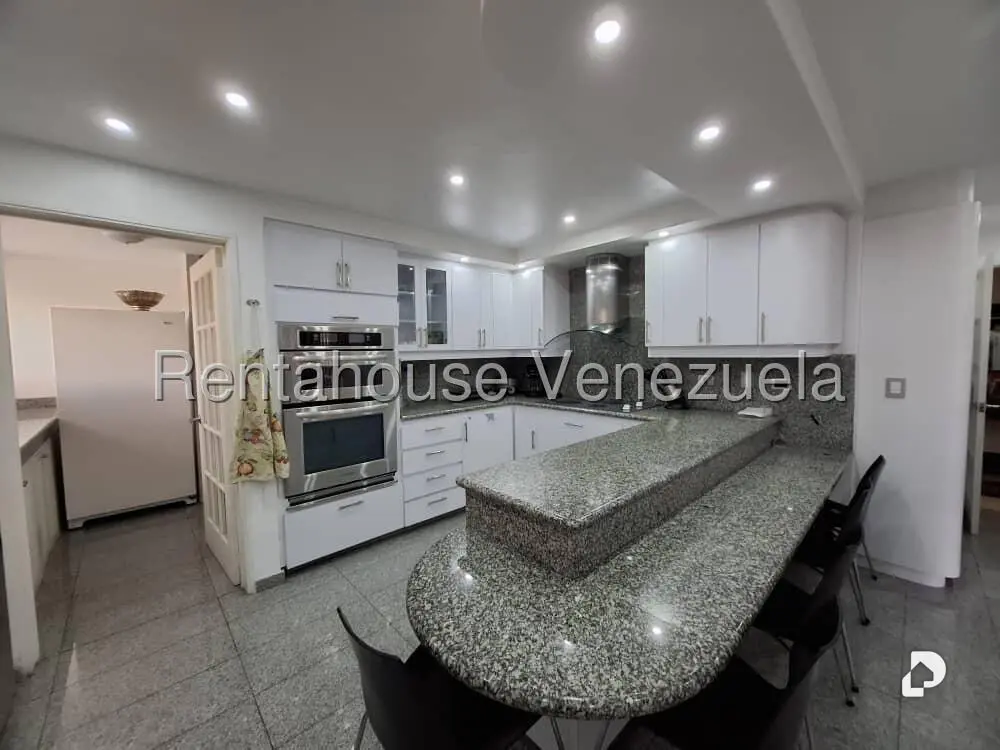 Apartamento en Las Esmeraldas, Caracas – 14