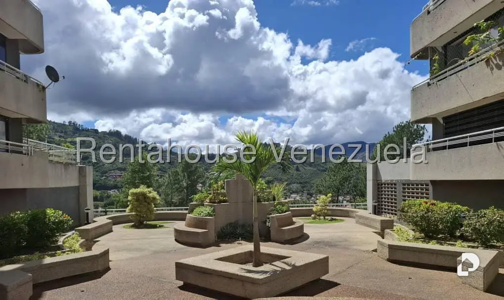 Apartamento en Las Esmeraldas, Caracas – 2