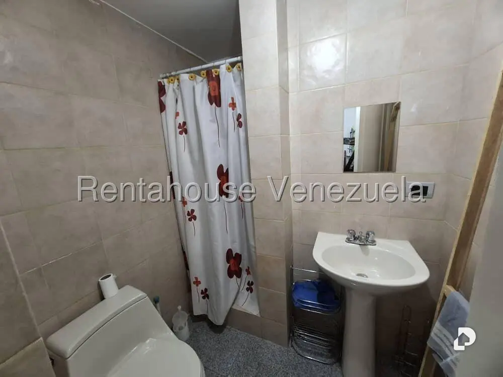 Apartamento en Las Esmeraldas, Caracas – 19
